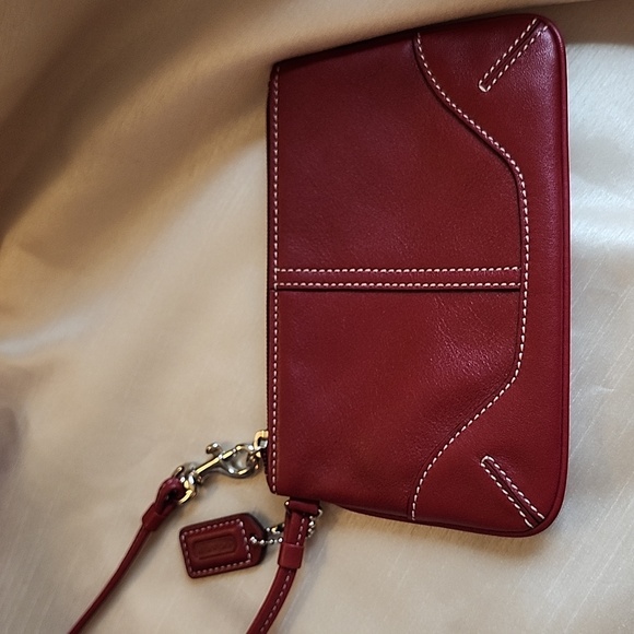 SOLD COACH New Scarlet Kristin Woven Leather Hobo & Wrislet $180 - Picture 4 of 15